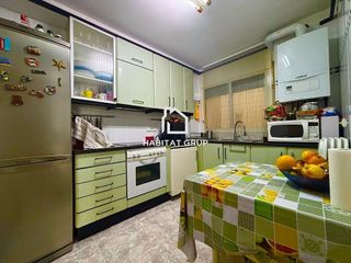 Piso en venta en Centre en Salt