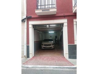 Casa en venta en Herencia