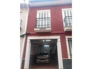 Casa en venta en Herencia