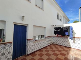 Casa adosada en venta en Tomelloso