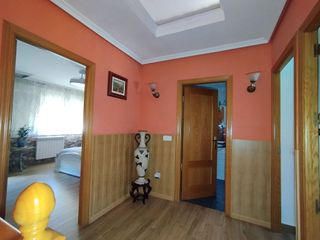 Casa adosada en venta en Tomelloso