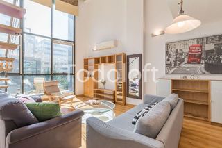 Dúplex en alquiler en Virgen del Cortijo - Manoteras en Madrid