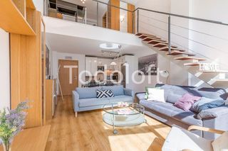 Dúplex en alquiler en Virgen del Cortijo - Manoteras en Madrid