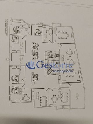 Local comercial en alquiler en Milán - Pumarín - Teatinos en Oviedo