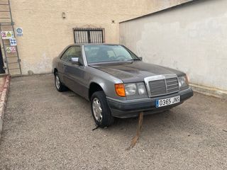 Mercedes-Benz 230 CE