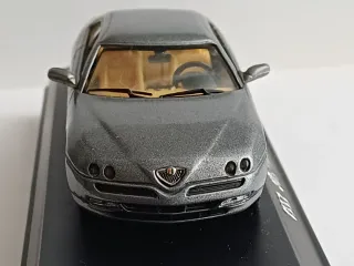 Modellino Alfa Romeo GTV 1:43