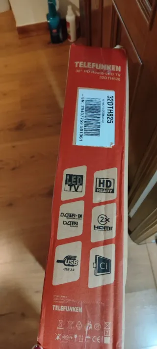 Telefunken 32 HD Ready LED TV 32DTH825