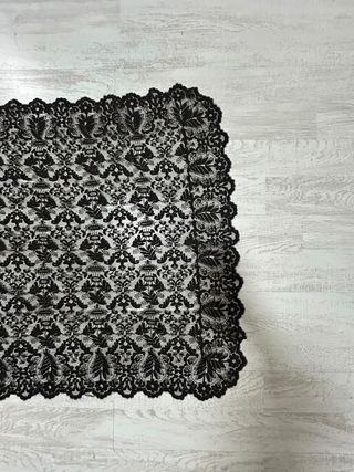 Mantilla Chantilly Negra 200x77