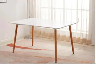 Mesa Nórdica Blanca Patas Madera