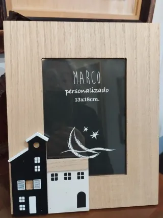 Marco de fotos decorativo casas