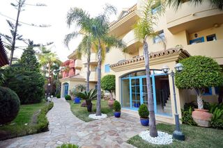 Piso en venta en Torrequebrada en Benalmádena