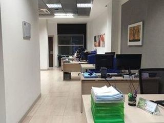 Local comercial en venta en Plaza España - Villa Pilar - Reyes Católicos - Vadillos en Burgos