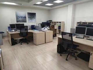 Local comercial en venta en Plaza España - Villa Pilar - Reyes Católicos - Vadillos en Burgos