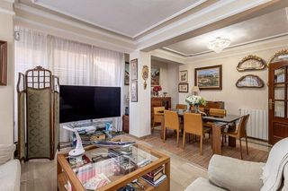 Piso en venta en Camino de Ronda - Rosaleda en Granada