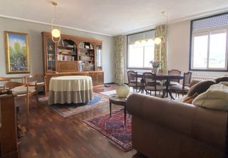 Piso en venta en Centro en Ourense