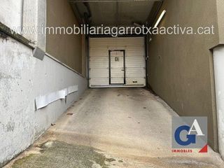 Garaje en venta en Olot