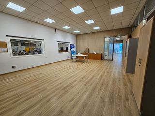 Nave industrial en alquiler en Parets del Vallès