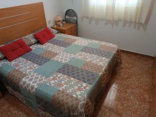 Chalet en venta en Yecla