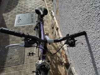 Bicicleta BH Talla M Morada