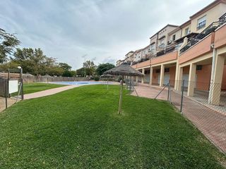 Casa adosada en venta en Zona Fuentemora en Antequera