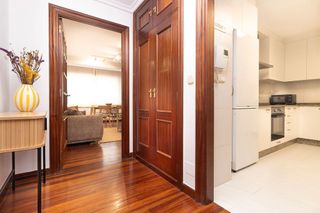 Piso en alquiler en Ensanche - Sar en Santiago de Compostela