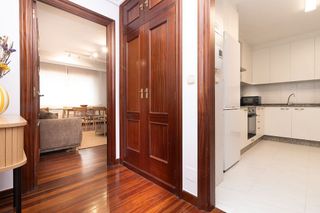 Piso en alquiler en Ensanche - Sar en Santiago de Compostela