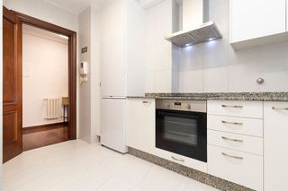 Piso en alquiler en Ensanche - Sar en Santiago de Compostela