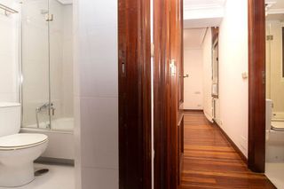 Piso en alquiler en Ensanche - Sar en Santiago de Compostela