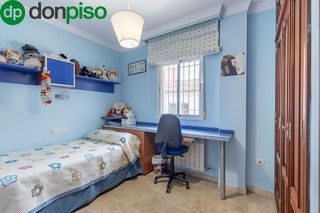 Casa adosada en venta en Angustias - Chana - Encina en Granada