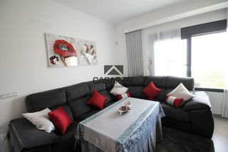 Casa adosada en venta en Capuchinos en Vélez-Málaga