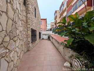 Chalet en venta en Linares