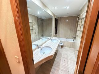 Piso en alquiler en Plantío - Capiscol en Burgos