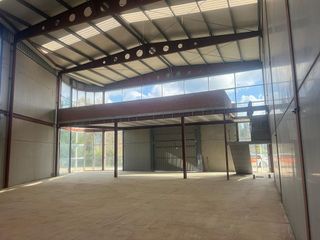 Nave industrial en alquiler en Alto del Castaño en Narón