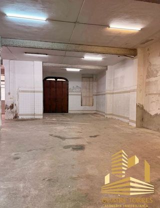 Nave industrial en alquiler en La Creu Coberta en Valencia