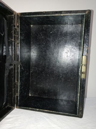Caja antigua inglesa de escritura o joyero Sig XIX