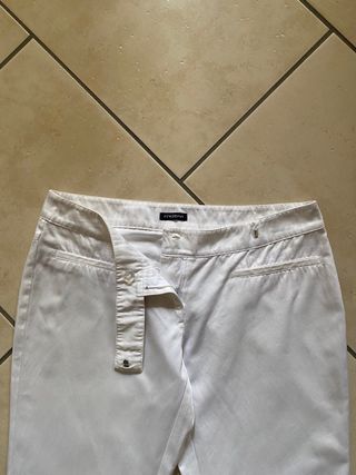 Impeccabili pantaloni bianchi Motivi