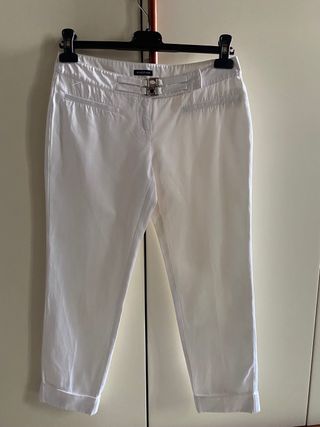 Impeccabili pantaloni bianchi Motivi