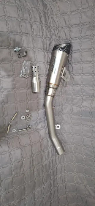 Sistema escape con supresor Kawasaki z800