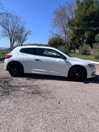 Volkswagen Scirocco 2016+ escape Duramas.