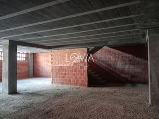 Local comercial en venta en Pravia