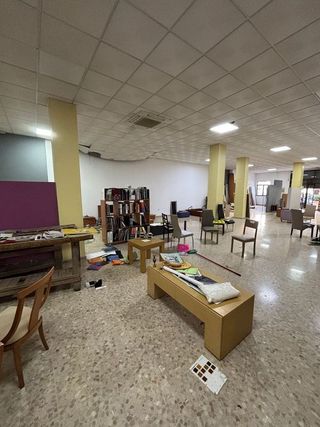 Local comercial en venta en Zona Centro en Xirivella