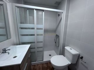 Piso en venta en Parque Victoria Eugenia en Málaga