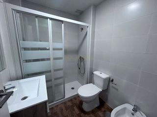 Piso en venta en Parque Victoria Eugenia en Málaga