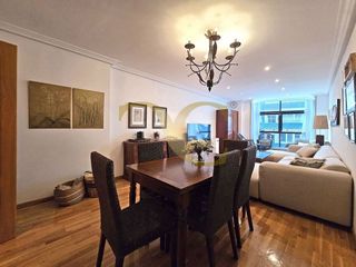 Piso en venta en Centro en Gijón