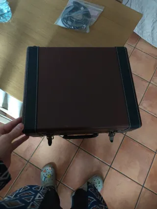 Tocadiscos Maleta Marrón y Negro Nostalgia