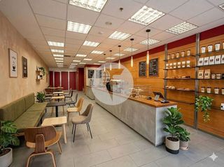 Local comercial en alquiler en Montcada Centre - La Ribera en Montcada i Reixac