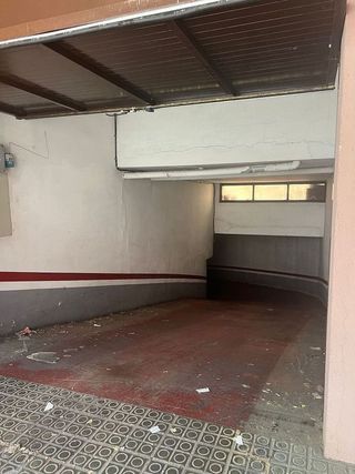 Garaje en venta en Olot
