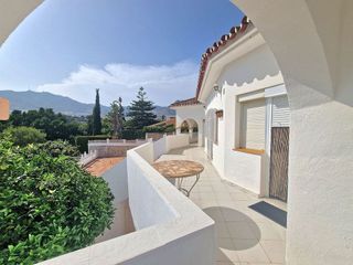 Chalet en alquiler en Torrequebrada en Benalmádena