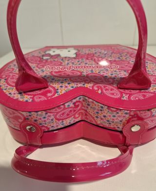 Bolso/Neceser Corazón Hello Kitty con espejo