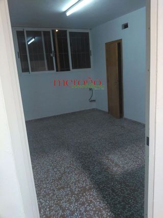 Nave industrial en alquiler en Carrús Est - Camí dels Magros en Elche